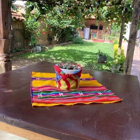 Samailandia Backpack Hotel Samaipata Bagian luar foto